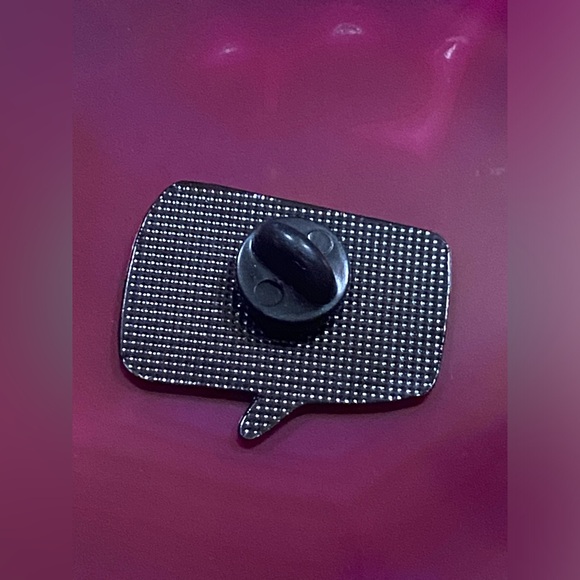 AUCTION 🛍️💎 Enamel Pin "You're Doing Great B , Keep it Up" #9096 - Picture 2 of 4